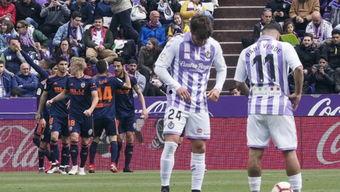 踢假球球员爆料视频播放,球员亲述惊人视频播放全程  第1张